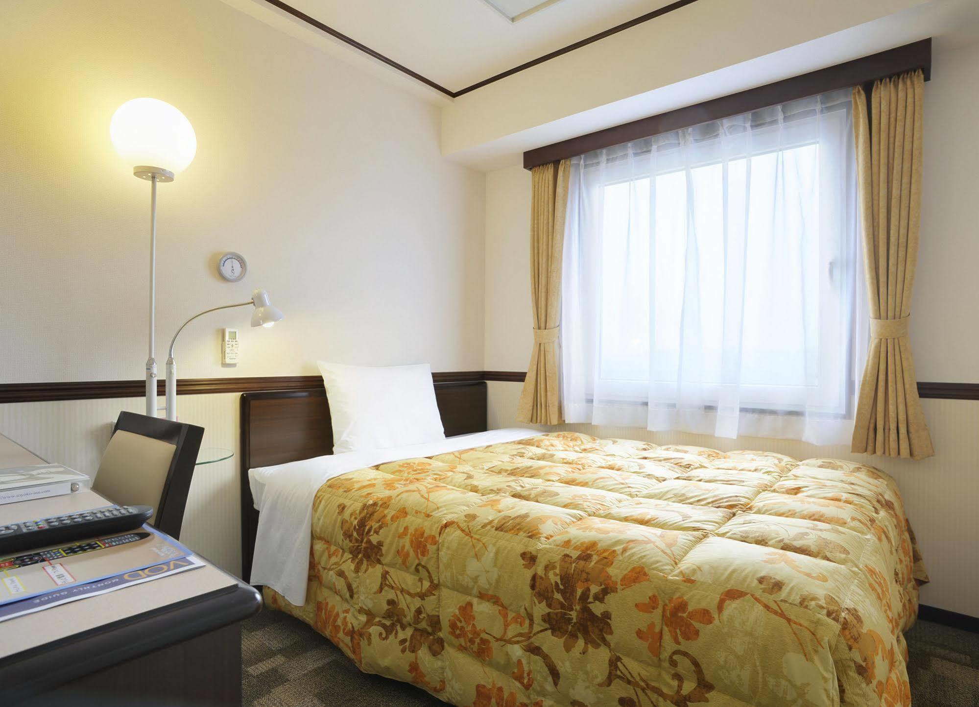 東横イン大阪船場東 Toyoko Inn Osaka Semba Higashi Bagian luar foto