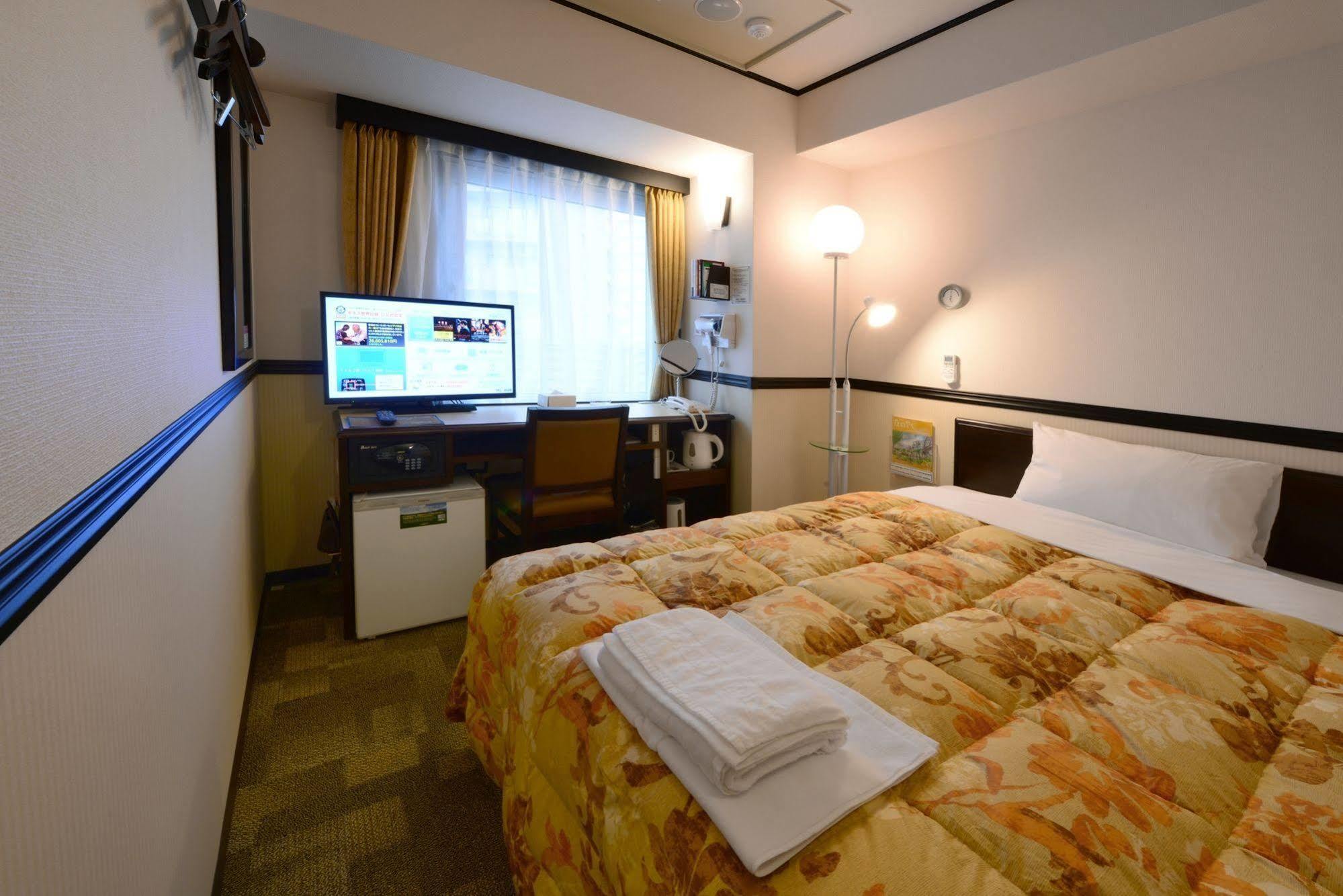 東横イン大阪船場東 Toyoko Inn Osaka Semba Higashi Bagian luar foto